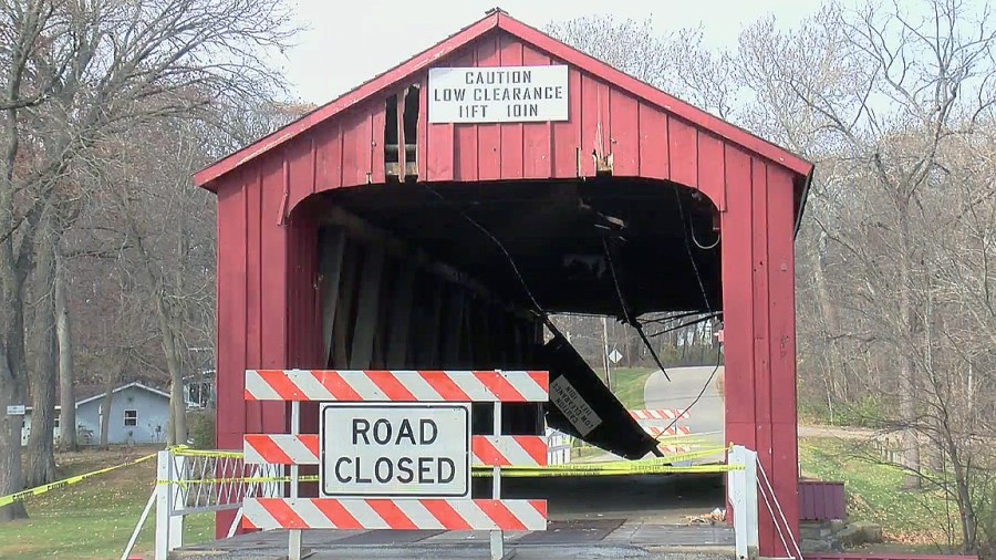 Red Covered Bridge In Princeton Heavily Damaged By Semi   AA1k3DGi.img