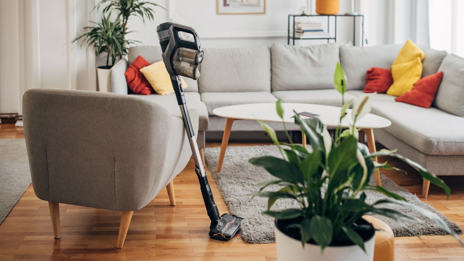 6 Vacuum Cleaner Mistakes To Avoid – And Why They Aren’t Cleaning Your Home