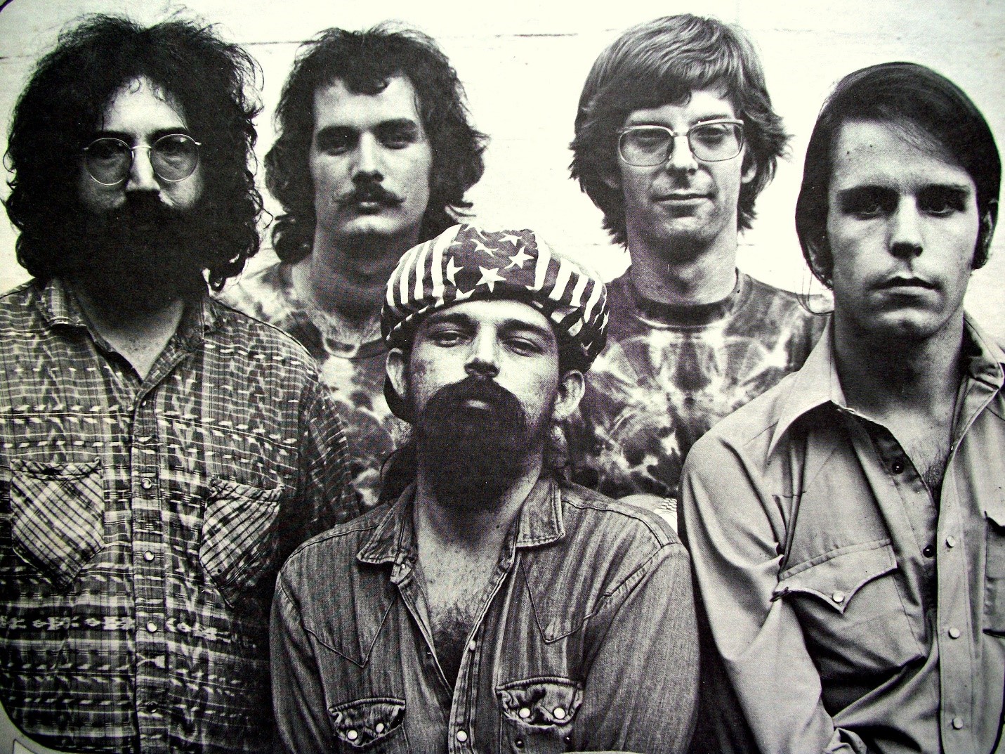 <p>The Grateful Dead, also organizers of the festival, were scheduled to take the stage at Altamont but backed out after all the violence erupted. <span>As they watched the situation deteriorate, the Grateful Dead made the decision to leave Altamont and forgo playing their set. In a famous recap of the incident, </span><a href="https://www.rollingstone.com/music/music-news/the-rolling-stones-disaster-at-altamont-let-it-bleed-71299/">a <em>Rolling Stone</em> magazine staff member wrote</a><span>, "That's the way things went at Altamont—so badly that the Grateful Dead, prime organizers, and movers of the festival, didn't even get to play."</span></p>