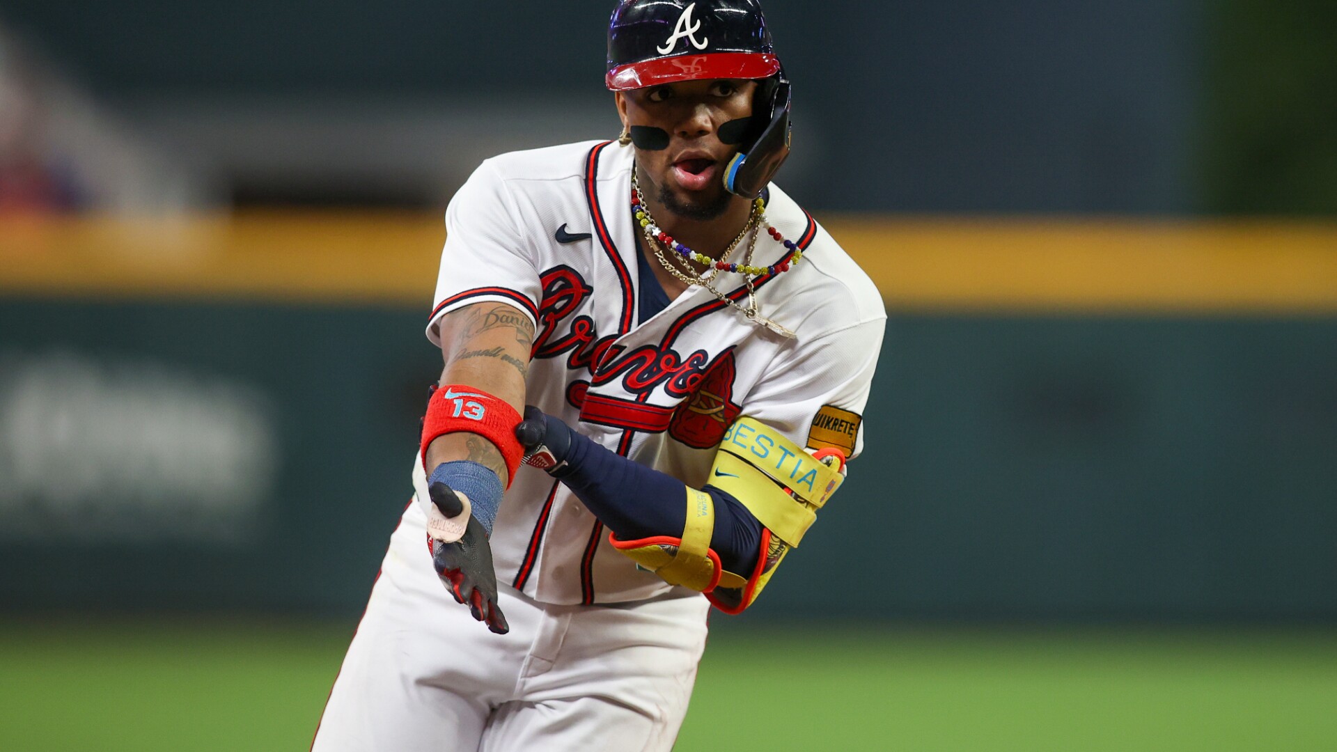 Acuña Wins NL Most Valuable Player Unanimously After 41-homer, 73-steal ...