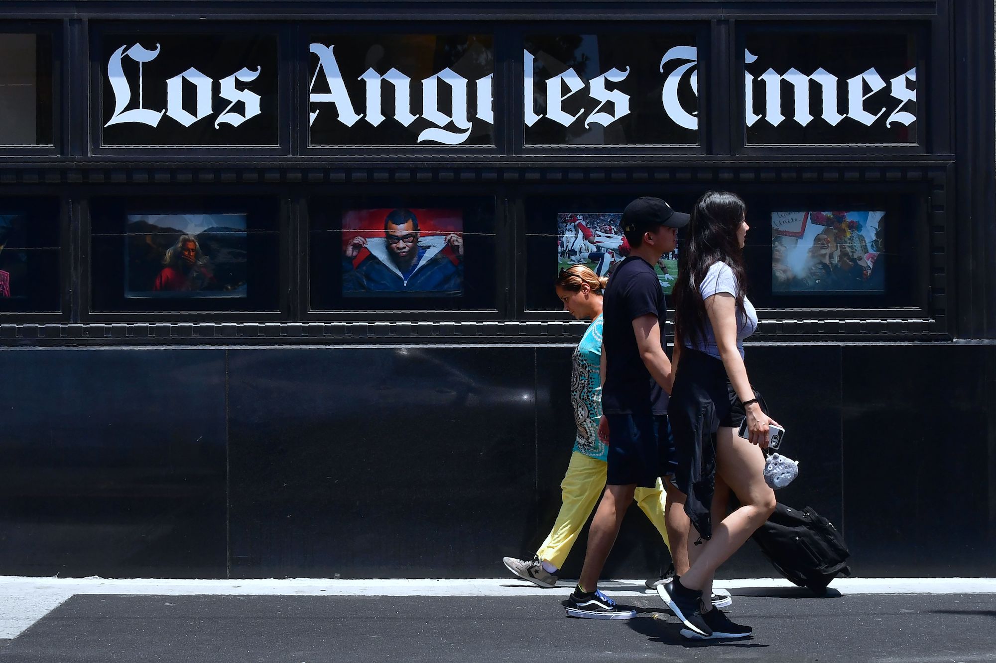 Los angeles time. Лос Анджелес Таймс. Трэйси Уилкинсон -Лос-Анджелес Таймс. Квест в Лос Анджелесе. Los Angeles times» от 2 апреля.