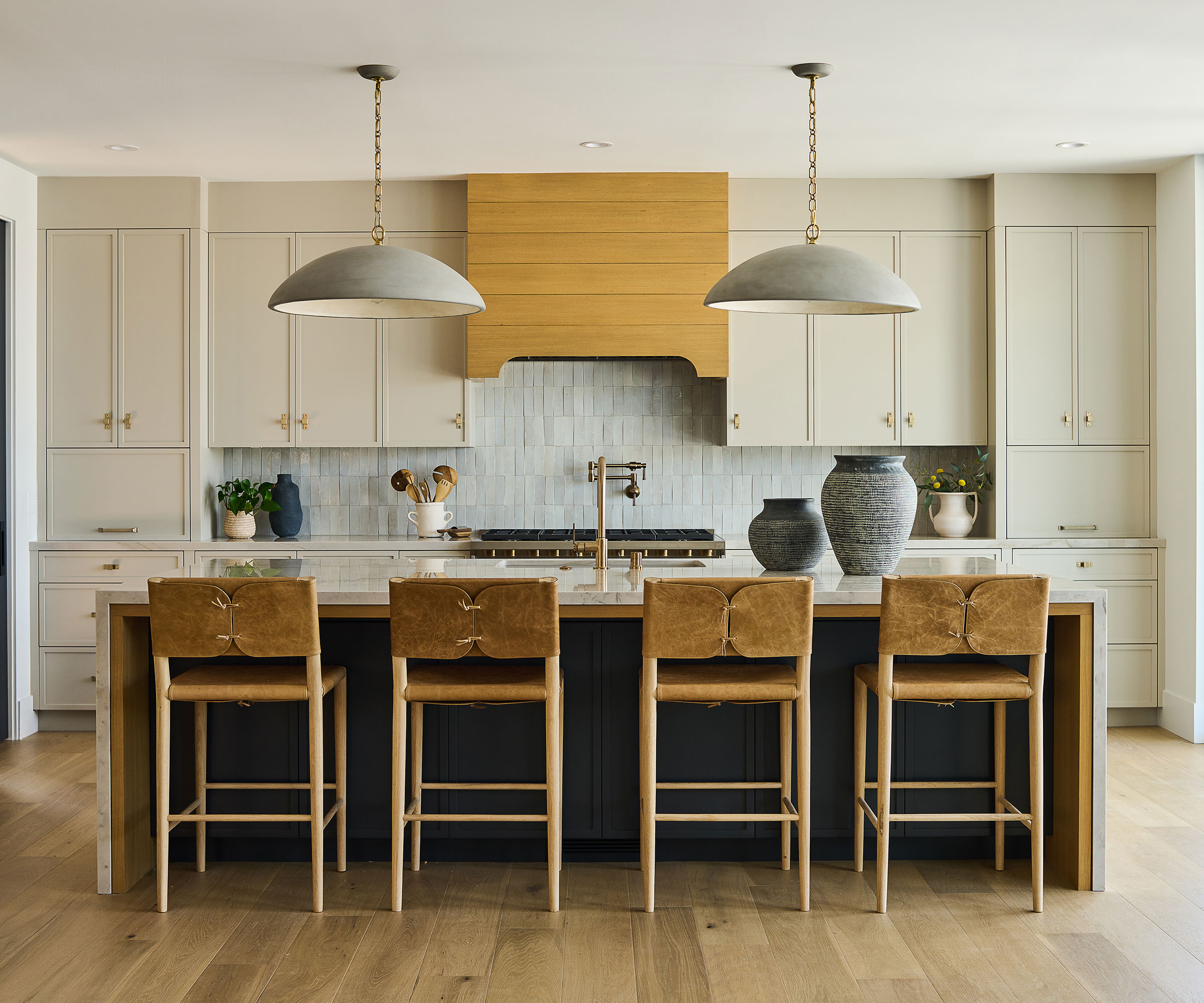 Are Kitchen Islands Going Out Of Style 5 Reasons That Prove They Are   AA1k6EnE.img