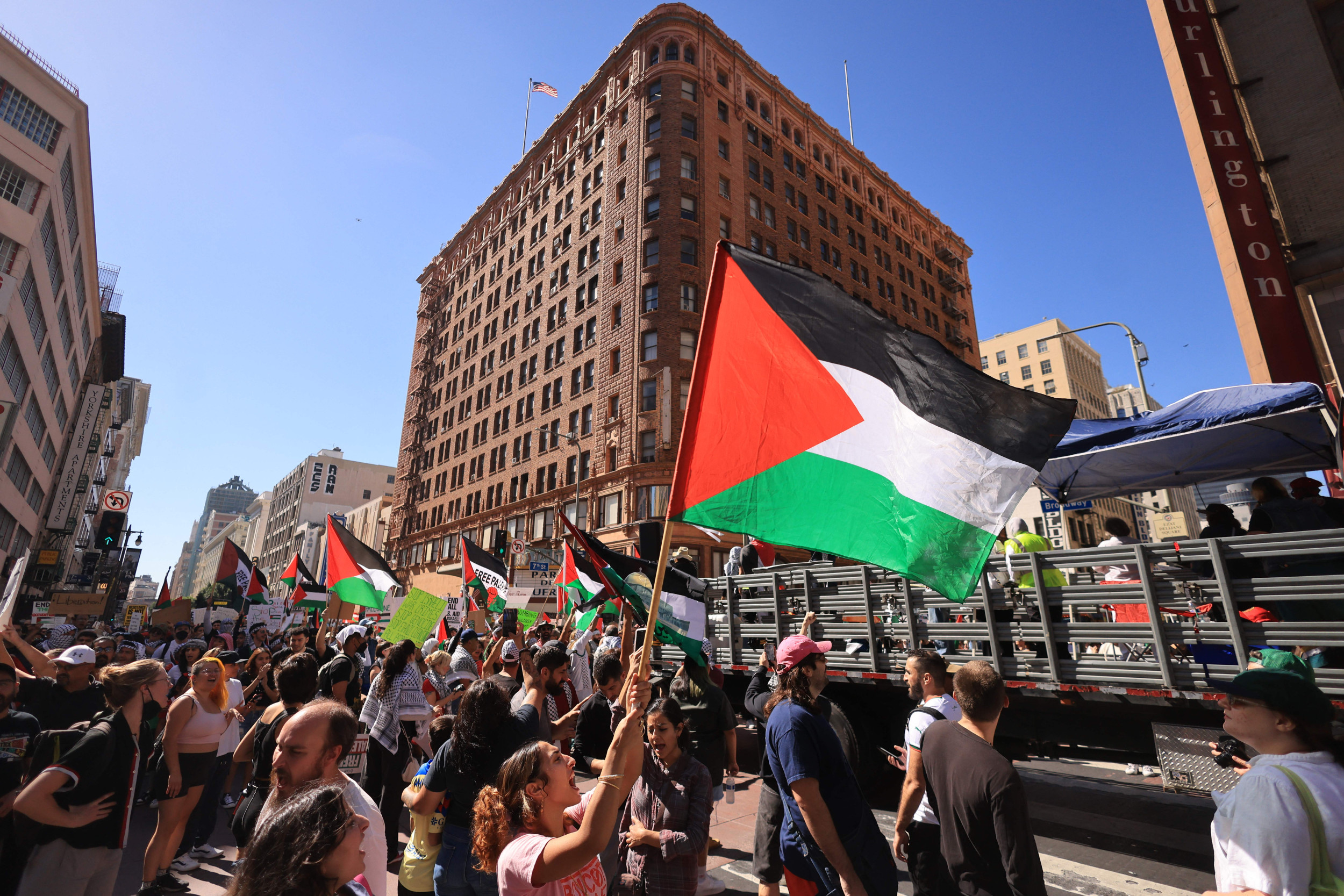 High School Flying Palestinian Flag Sparks Outrage