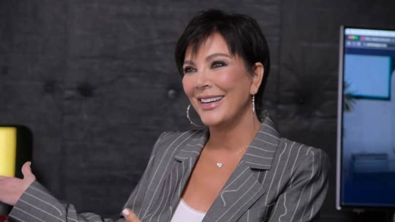 Kris Jenner Fans Convinced She S Had Cheek Implants But Then Notice Her Earlobes