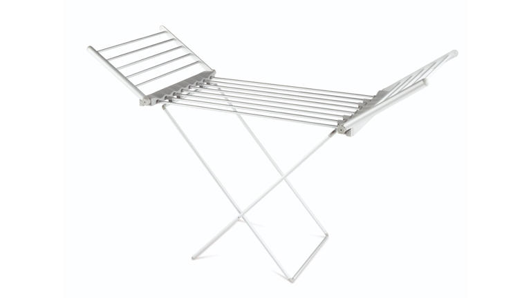 How much does a heated clothes airer cost to run?