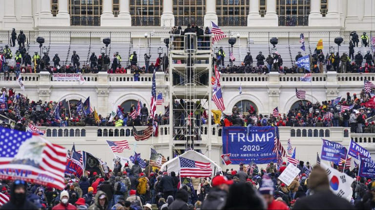 Man Who Authorities Say Bragged Of ‘kinda Breaking Pelosi Sign On Jan 6 Arrested 2815