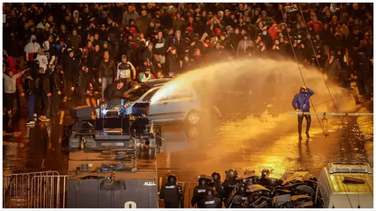 Clashes Erupt Outside Bulgaria Stadium During Euro 2024 Qualifier   AA1k895O.img