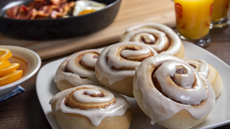 Sweeten Up Your Breakfast Sandwiches With Canned Cinnamon Rolls