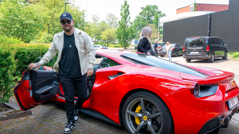 le coup de folie de ce champion belge de snooker qui achète deux voitures de prestige : « je ne suis plus millionnaire, mais c’était voulu »