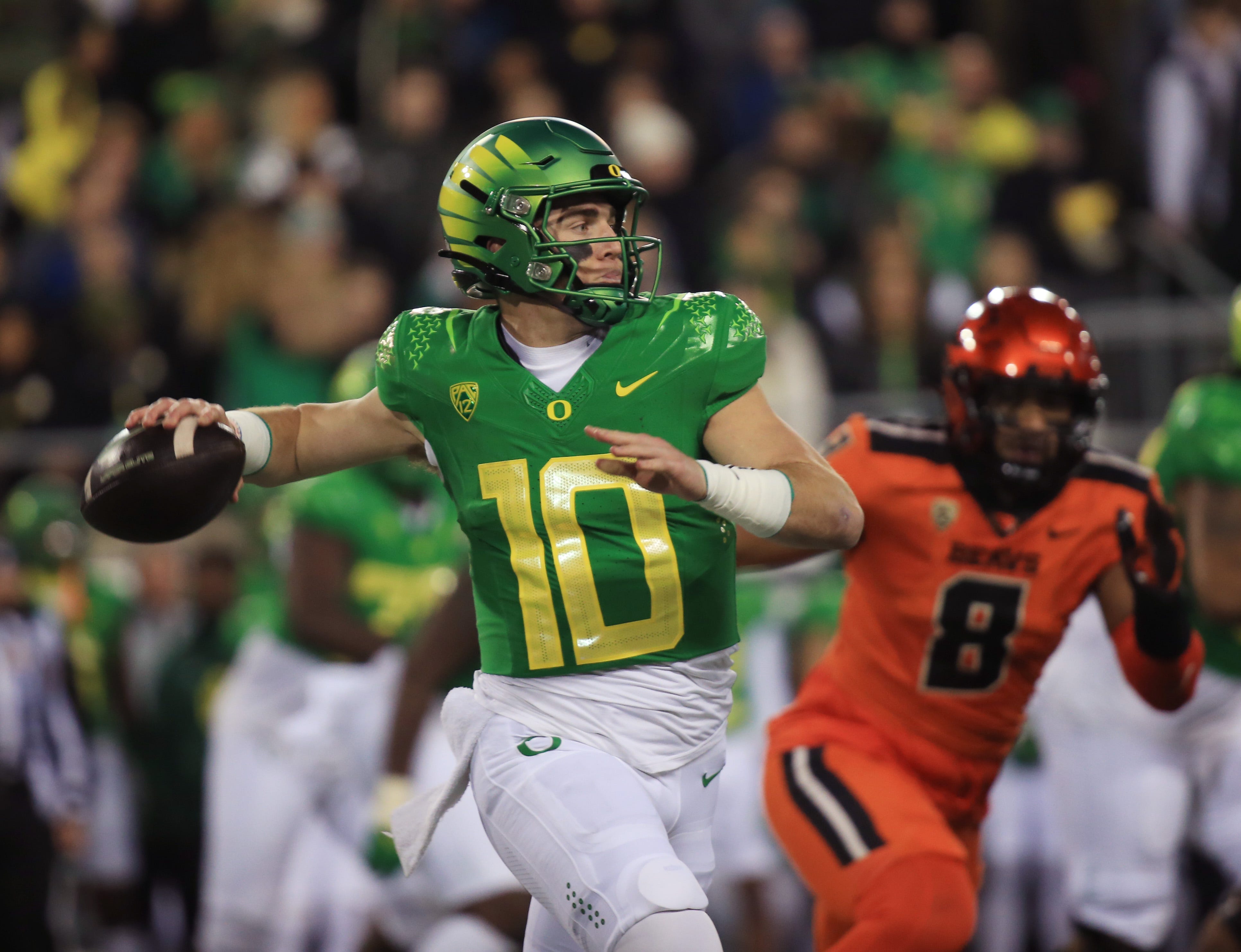 first look pac-12 championship: oregon vs. washington odds and lines