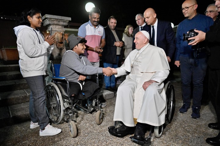 papa francisco vai reduzir compromissos devido a inflamação pulmonar