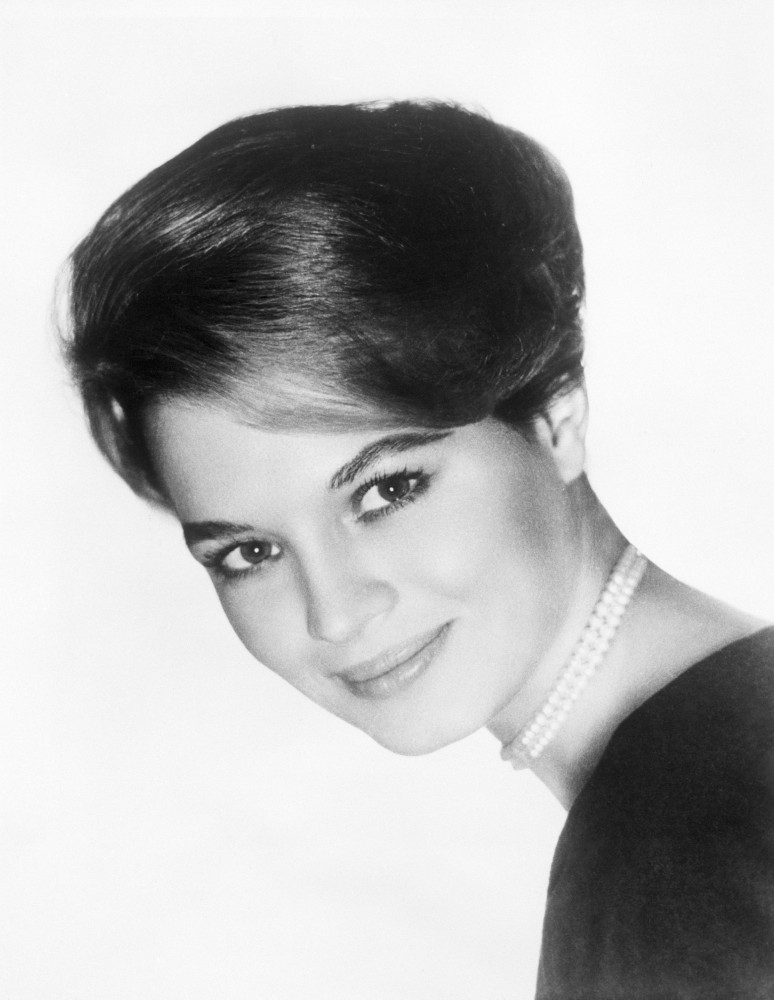 Meet The Beauty Icons Of The 1960s