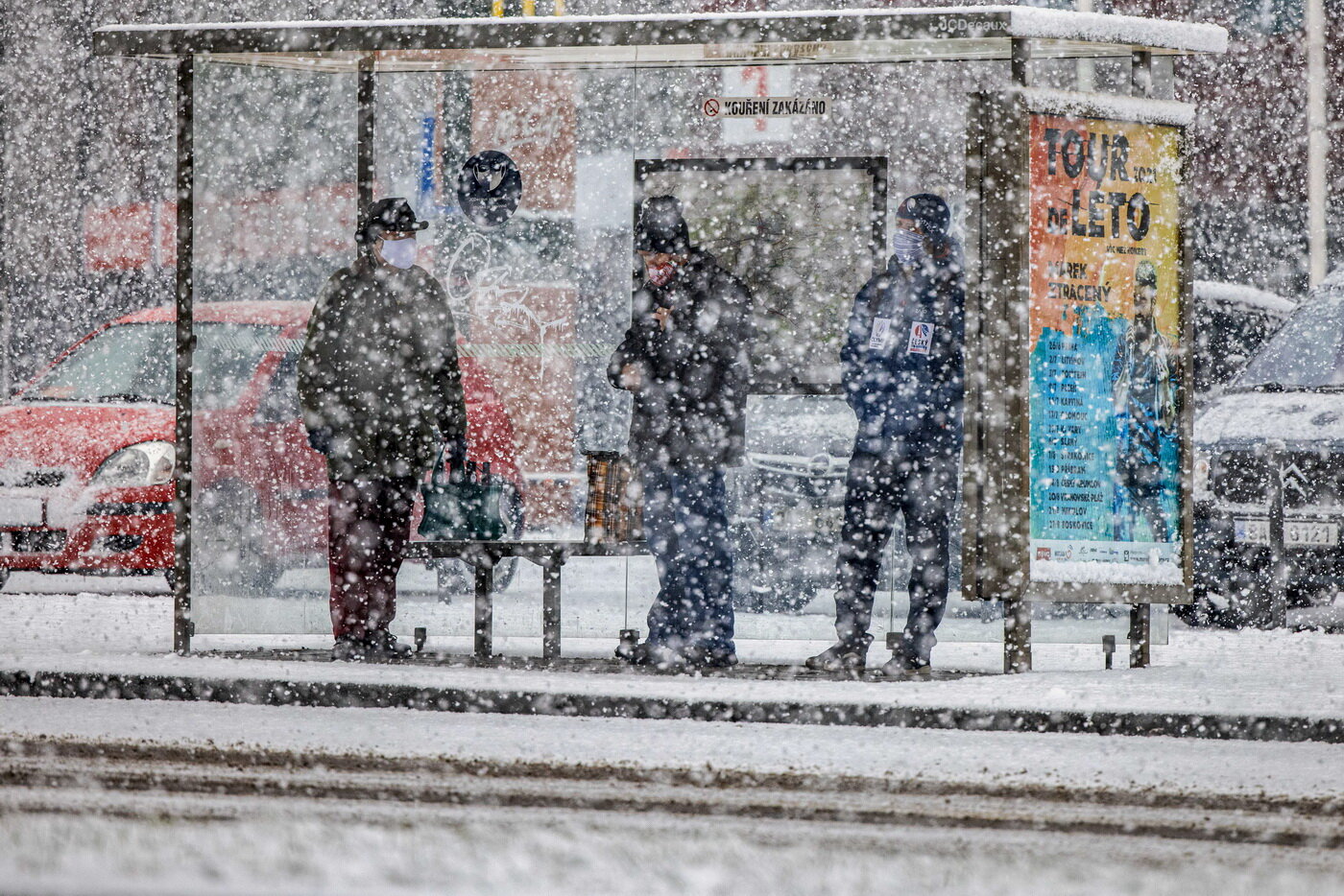 meteorologové varovali před sněžením během večera a v průběhu úterý