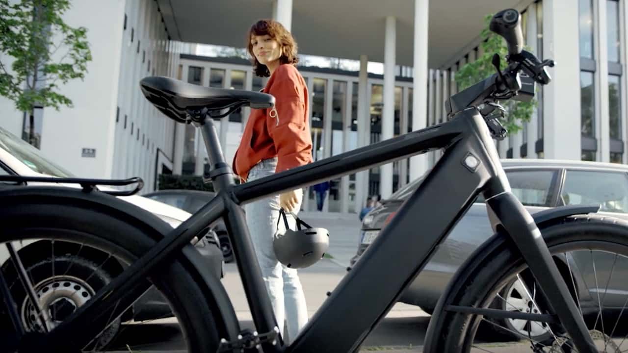 stromer’s st3 urban e-bike goes fancy with minimalist design, modern tech