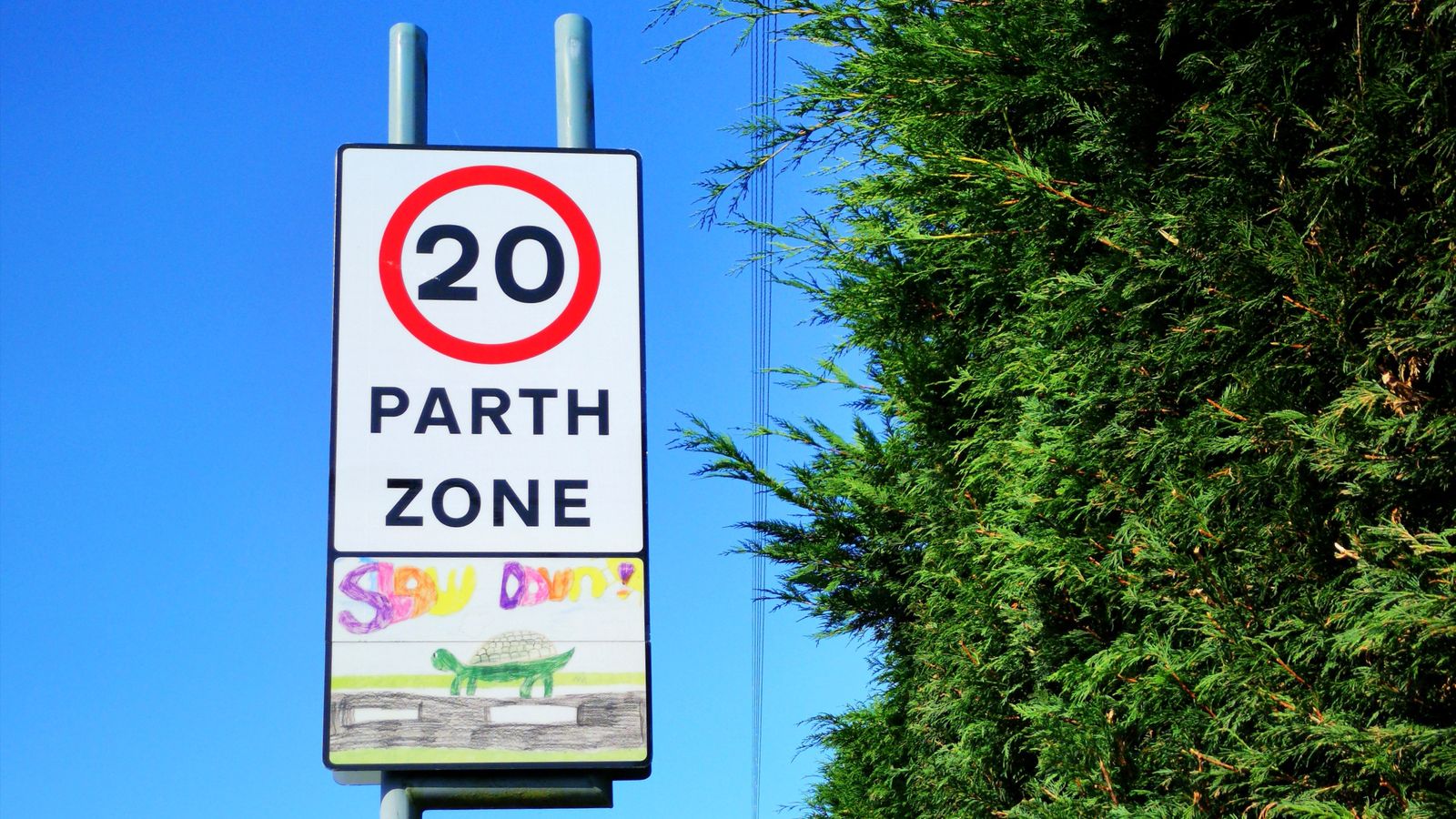 20mph default speed limit 'putting tourists off visiting wales'