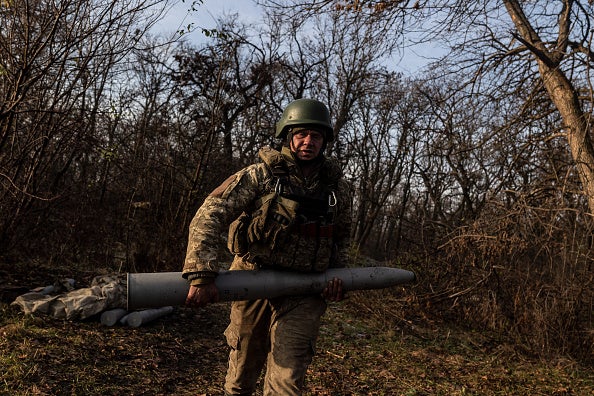 ukraine slowly tipping artillery battle