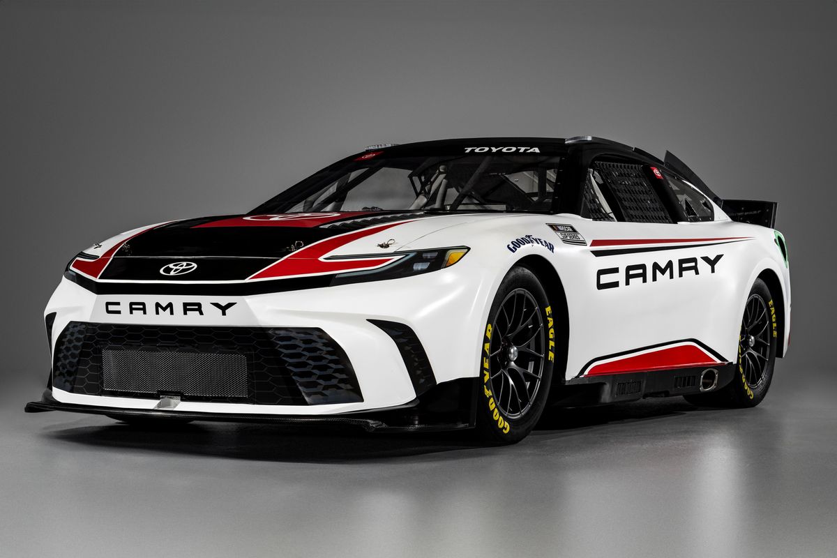 here's the new toyota camry nascar cup car