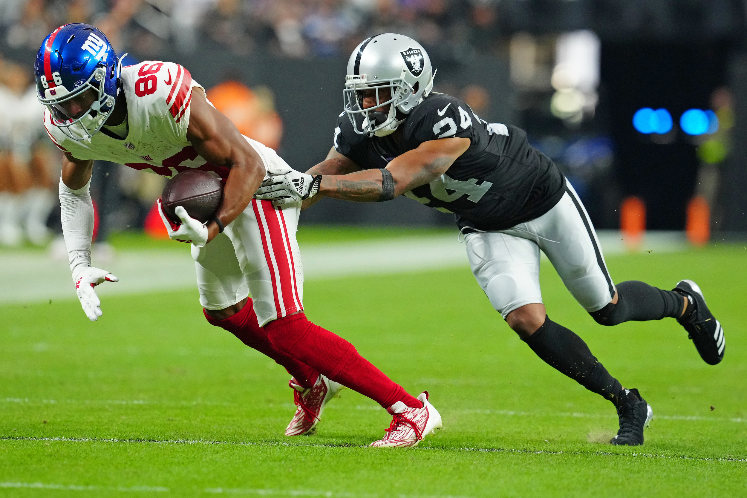 raiders planning to release star cb following week 12 benching