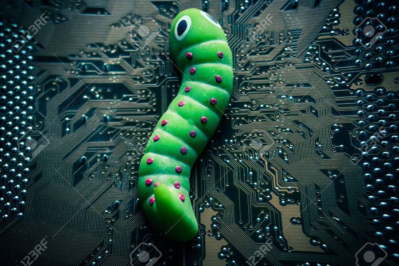 plaga cibernética: hackers de rusia crearon gusanos para espiar a ucrania y el malware se esparce por todo el mundo sin control
