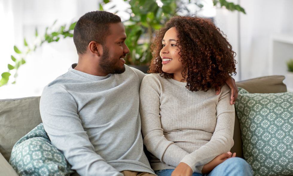 cinco cosas que no se deben hacer en una relación de pareja, según expertos