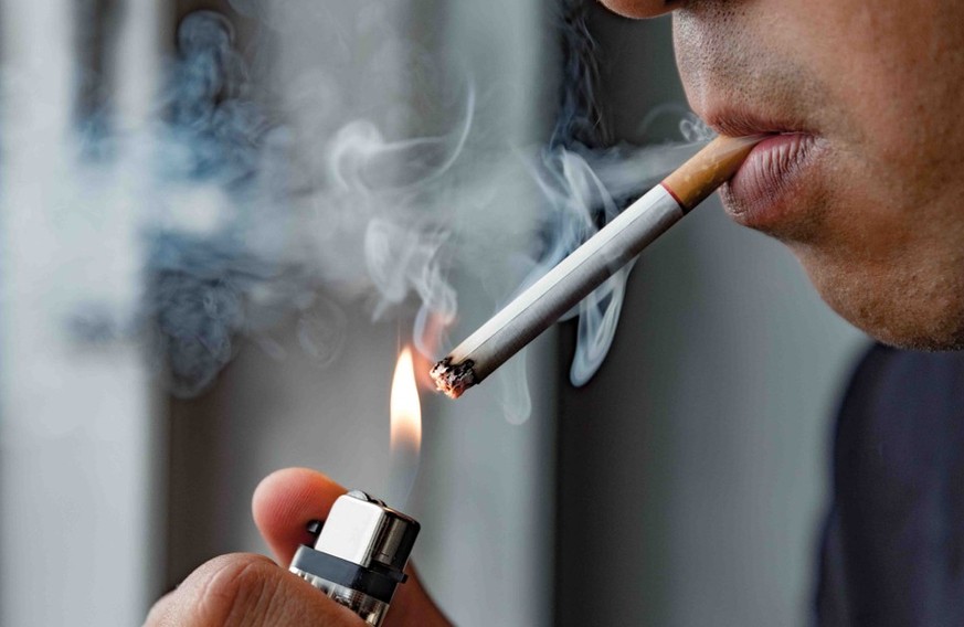 neue regierung in neuseeland schafft rauchverbot wieder ab