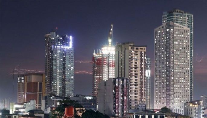 sluggish investment hampers philippines growth