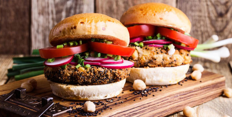 19 tasty Quorn recipes for simple, high protein veggie & vegan meals