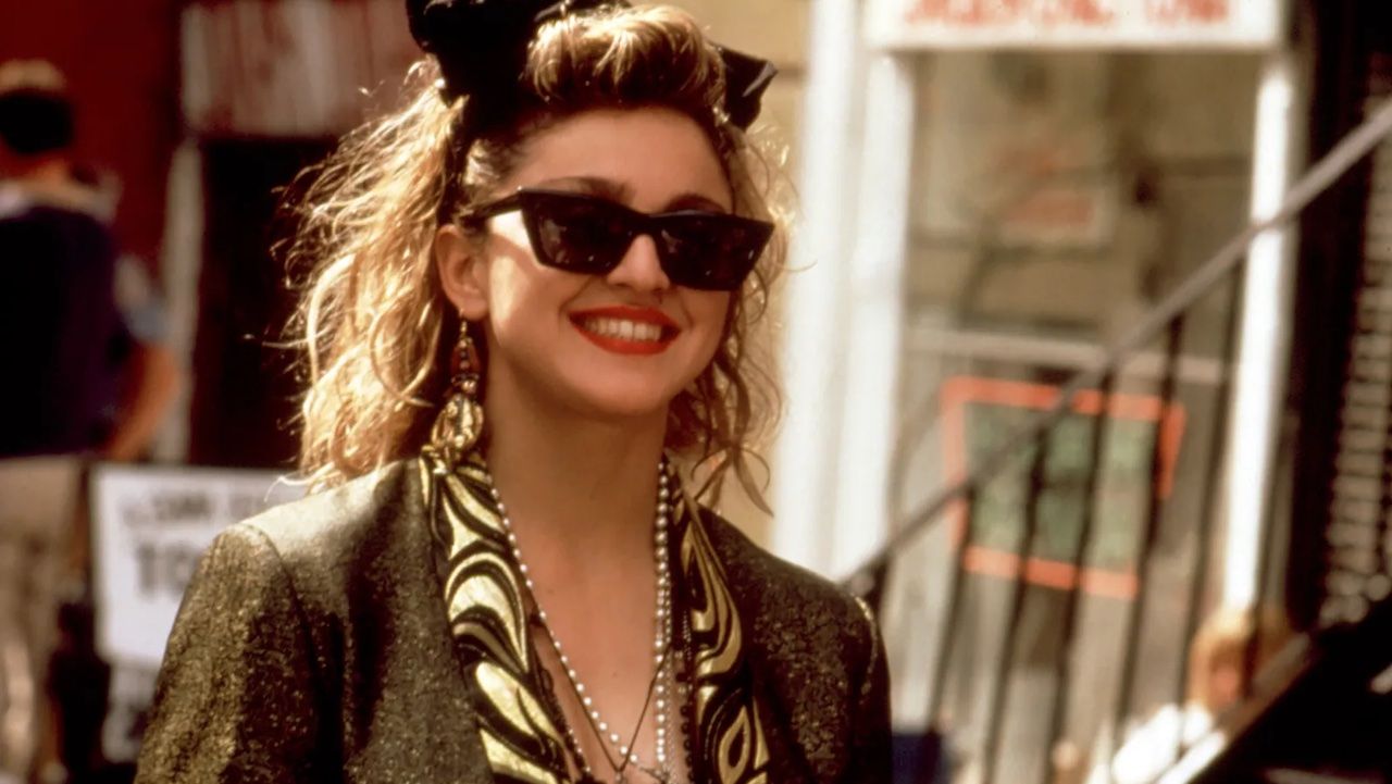 <p>                     When Madonna married actor Sean Penn in 1985 it was a huge deal. The gossip pages were filled with details about their romance, but sadly, the marriage only lasted about four years. More than a decade later, after numerous rumors and stories about her dating life, Madonna settled down again, this time with British director Guy Ritchie. Ritchie and Madonna have two sons together but divorced in 2008.                    </p>
