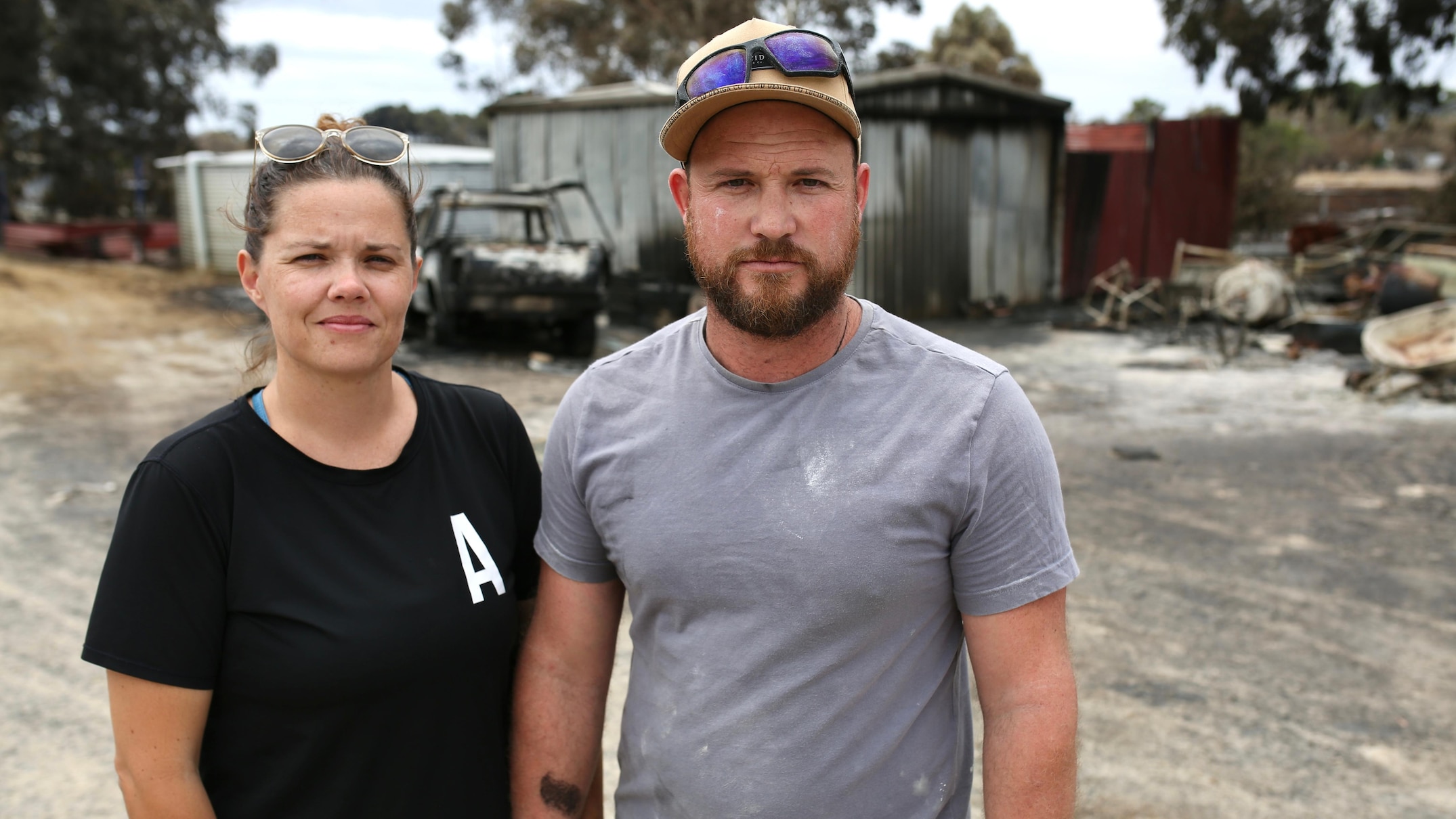 mariginiup residents and businesses begin picking up the pieces after bushfire devastation