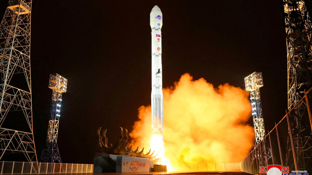 north korea defends satellite launch at un as kim studies images of white house