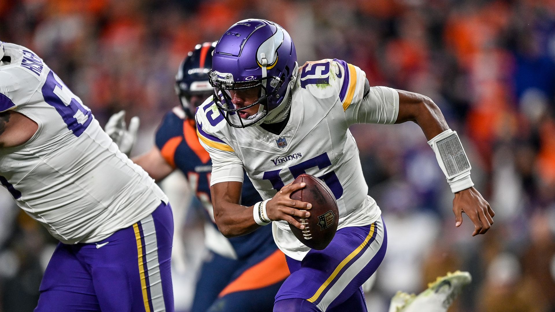 Bears Vs. Vikings Odds: Week 12 Monday Night Football Winners Picks