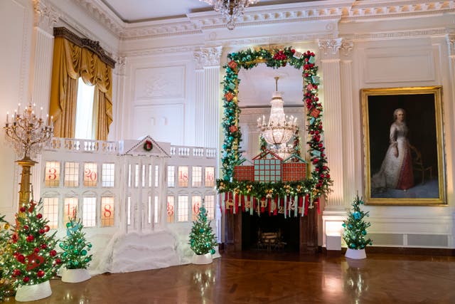 white house spruced up for festive season