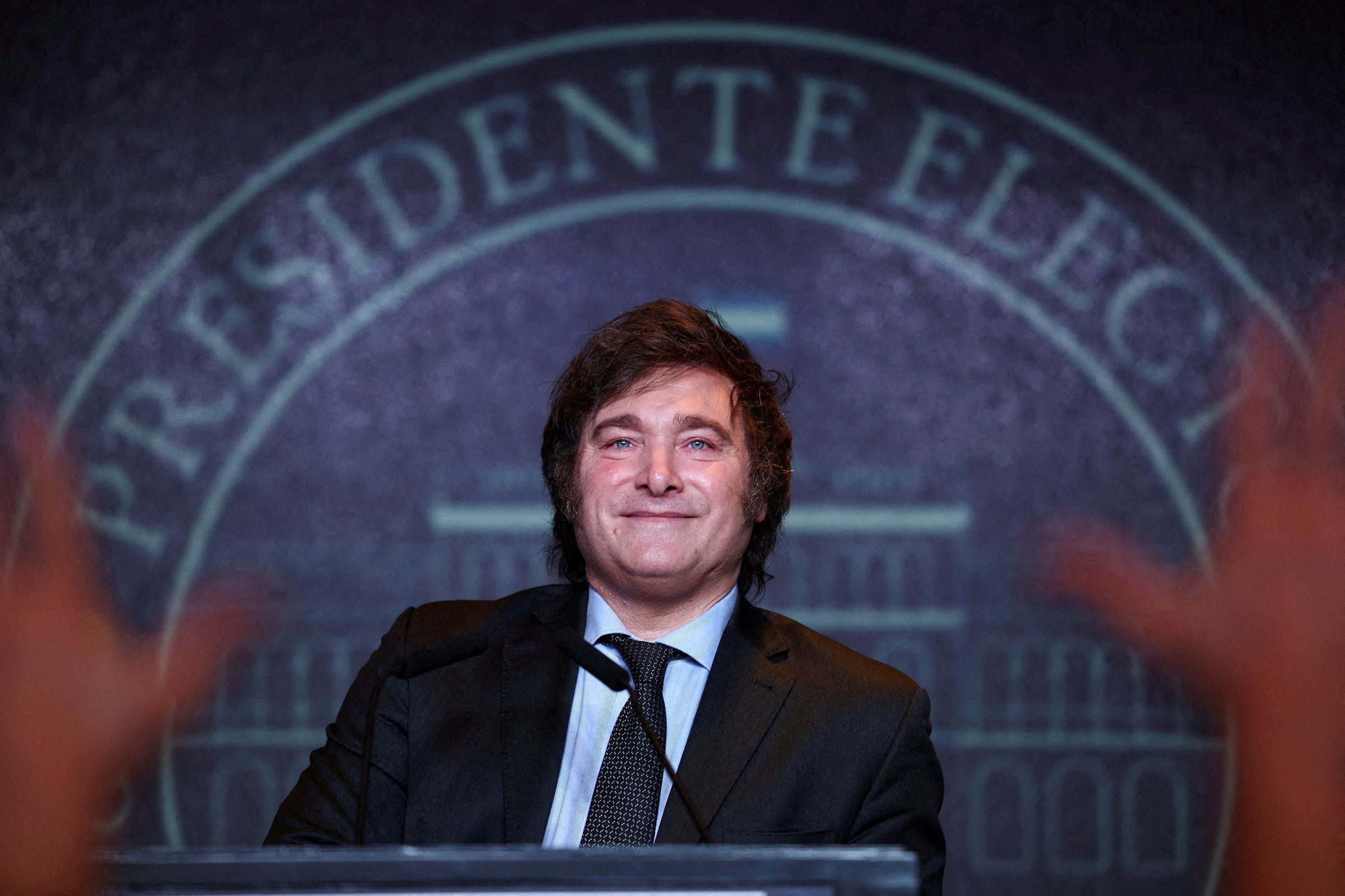 milei da un giro de 180 grados al invitar a lula a su toma de posesión como presidente de argentina
