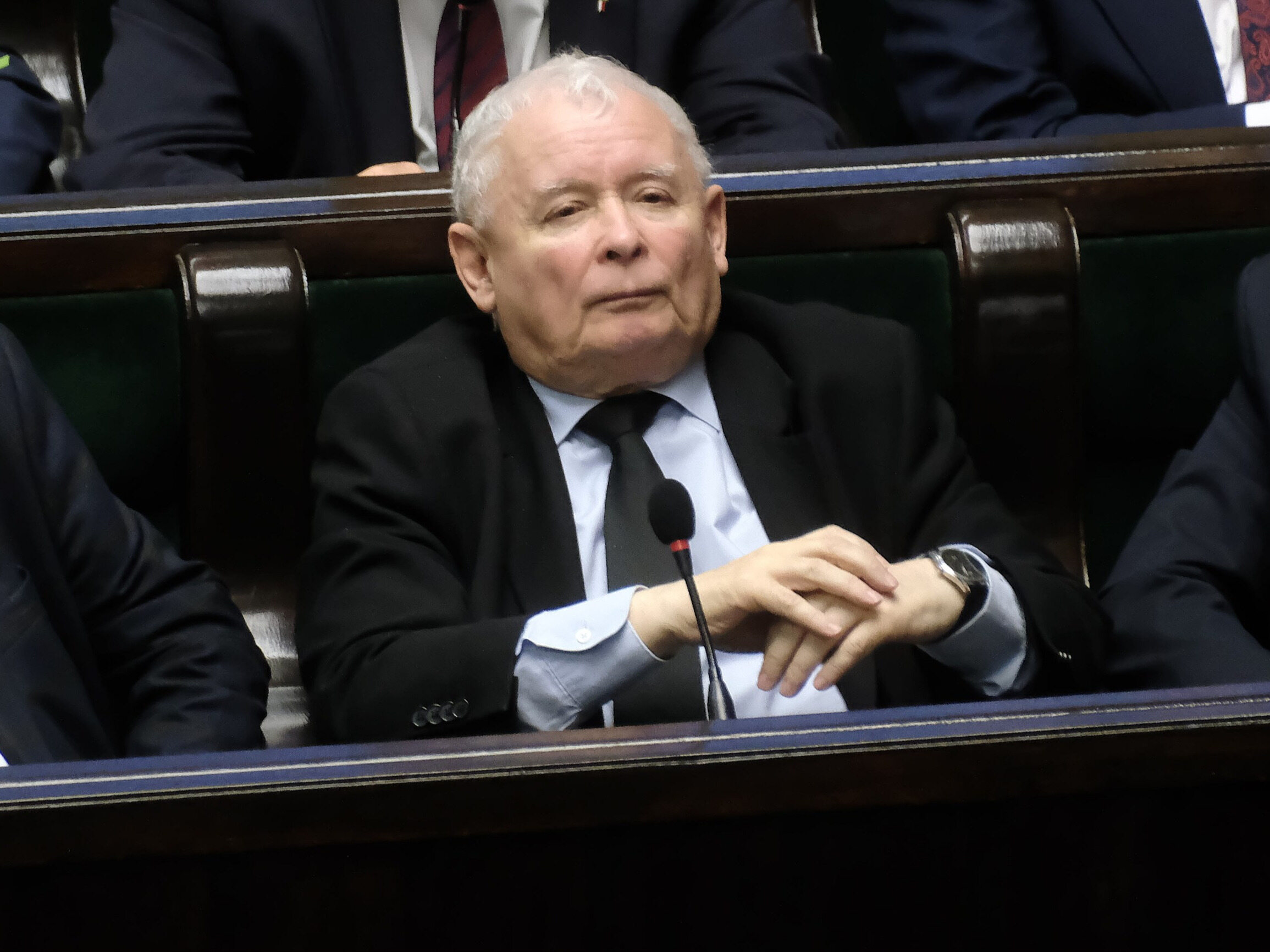 jarosław kaczyński może stracić ogromny przywilej w sejmie. to pokłosie słów szymona hołowni