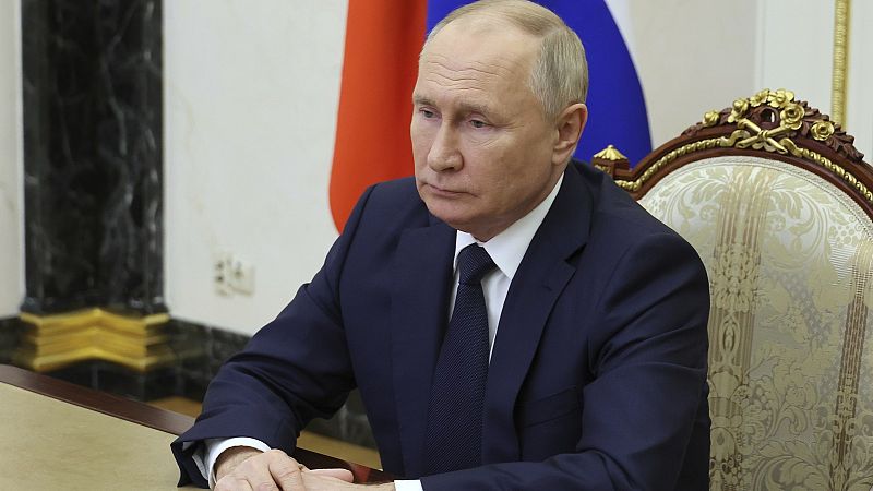 vladimir putin plans ai boost in russia to fight 'unacceptable and dangerous' western tech monopoly