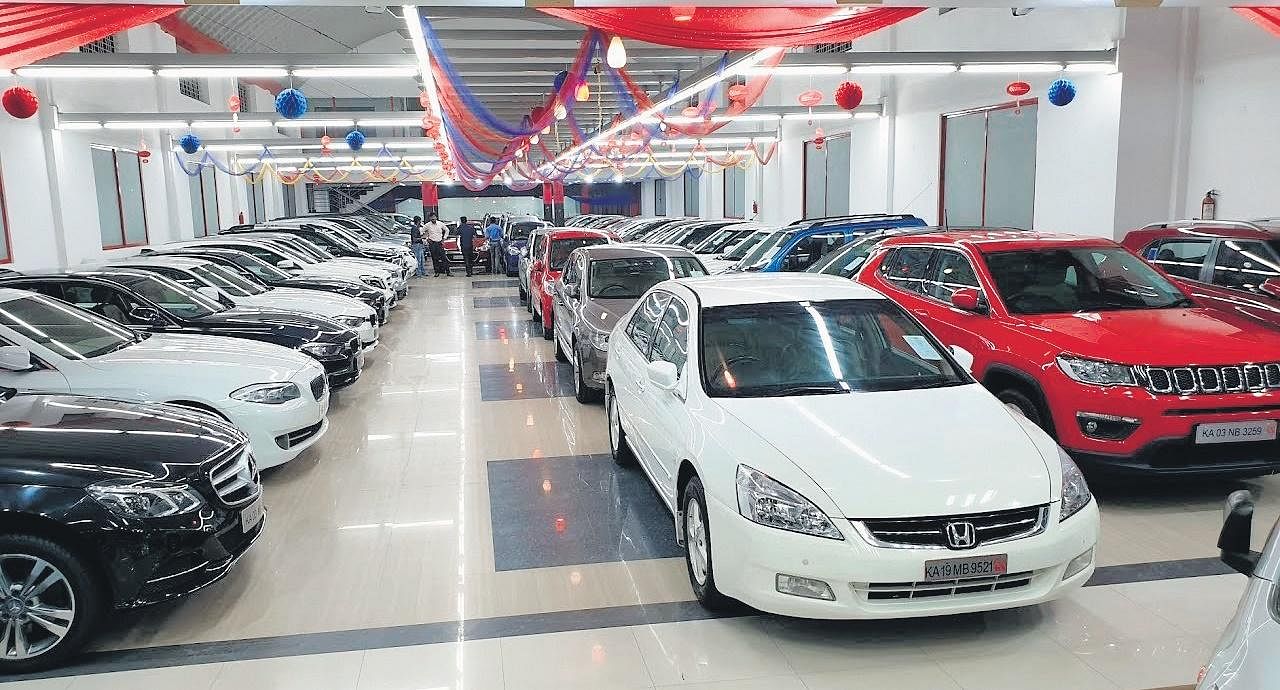 Passenger Vehicle Prices To Go Up From Jan 2024 As Carmakers Plan To   AA1kD6jM.img