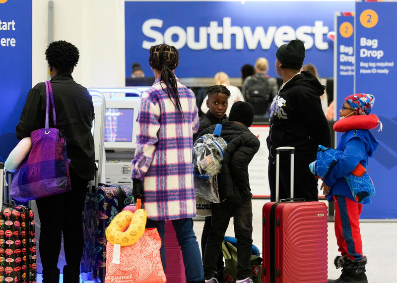 [Opinion] A Southwest Airlines Passenger Opened The Emergency Exit and ...
