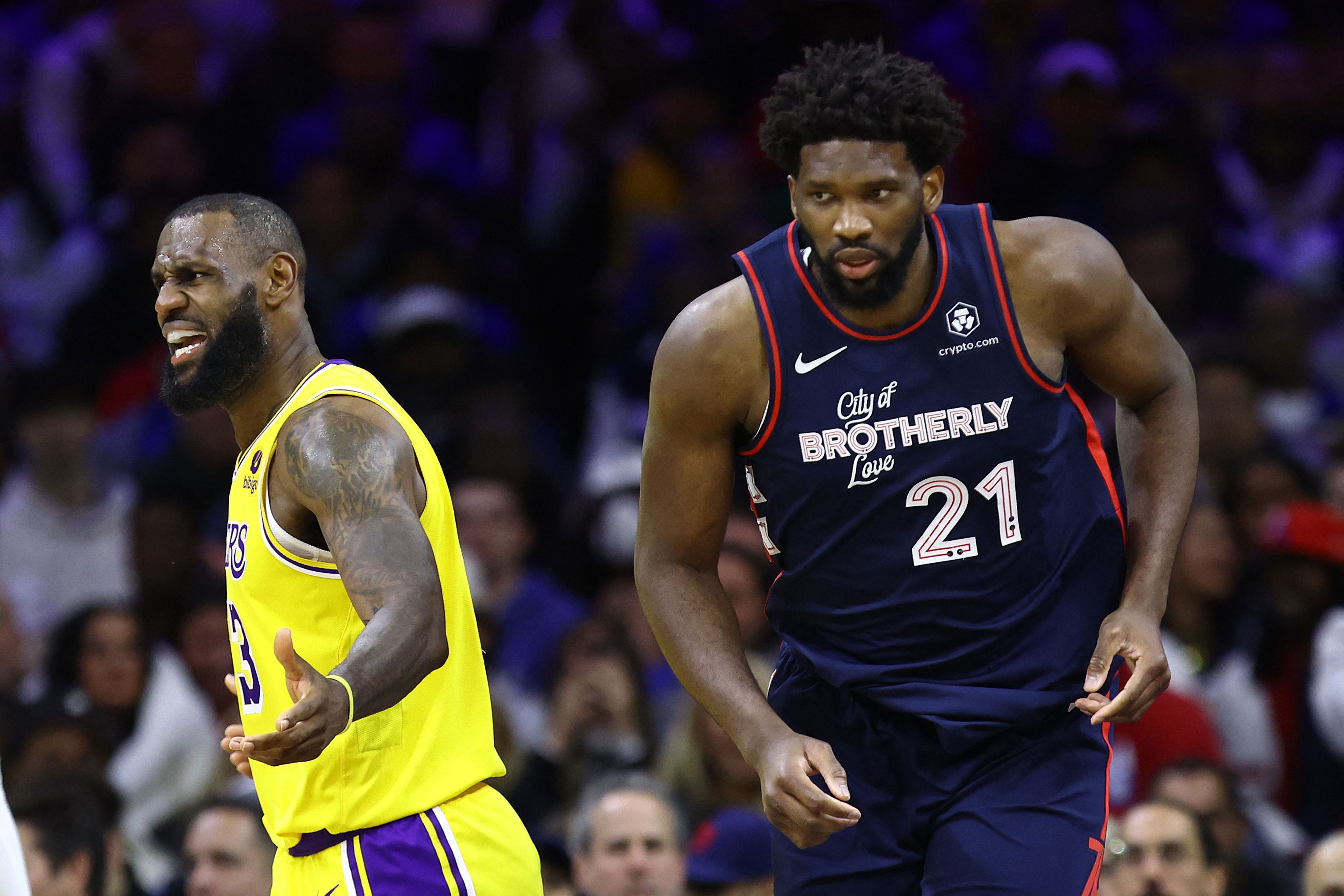 embiid destroza a los lakers