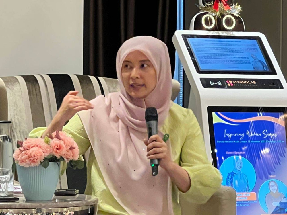 parenting is harder in the world of narcissism - nurul izzah