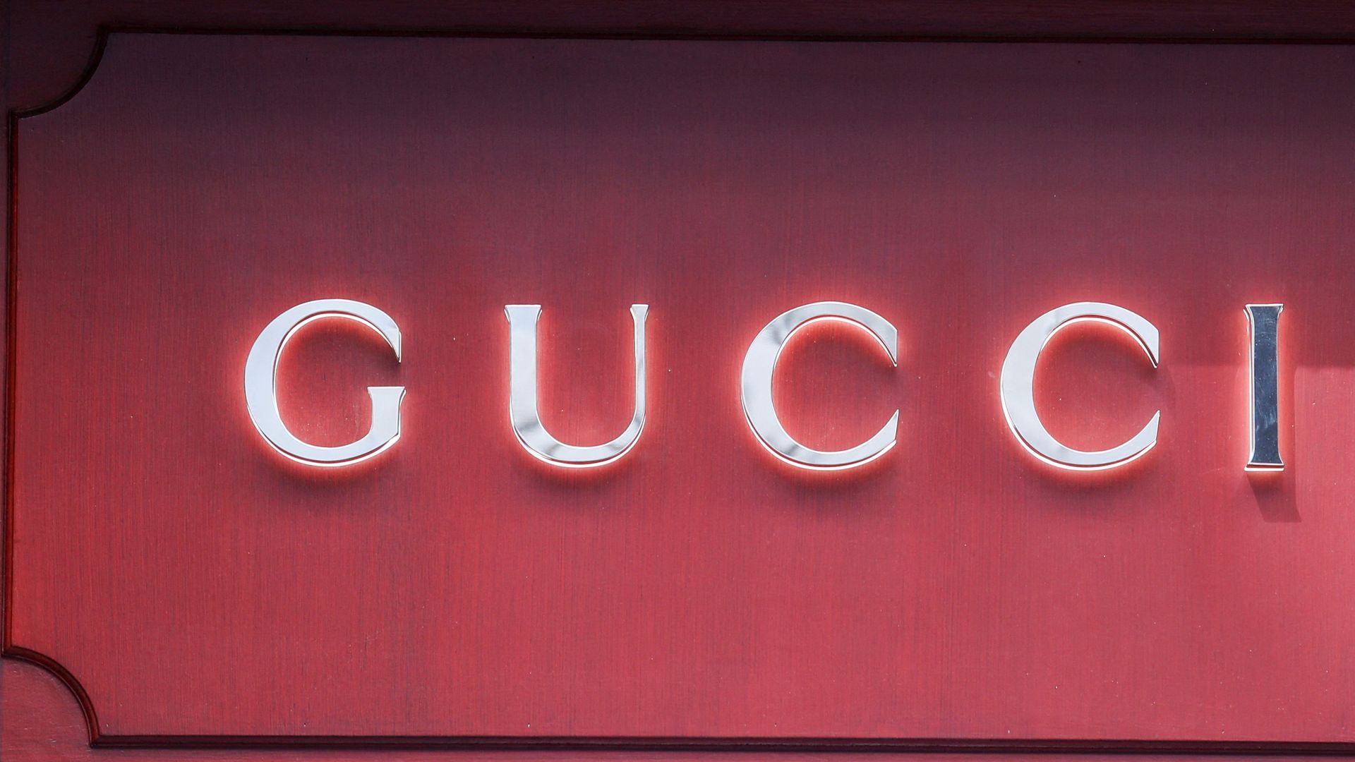 gucci-kreative treten in den streik