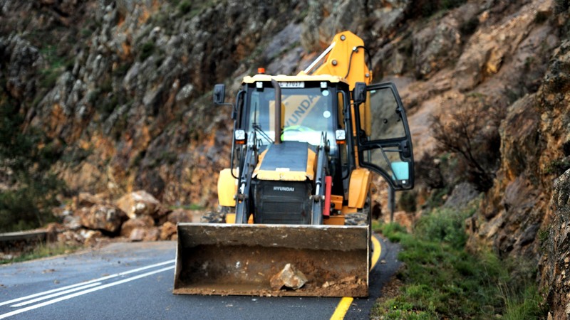 franschhoek pass users should note number of planned closures over festive season