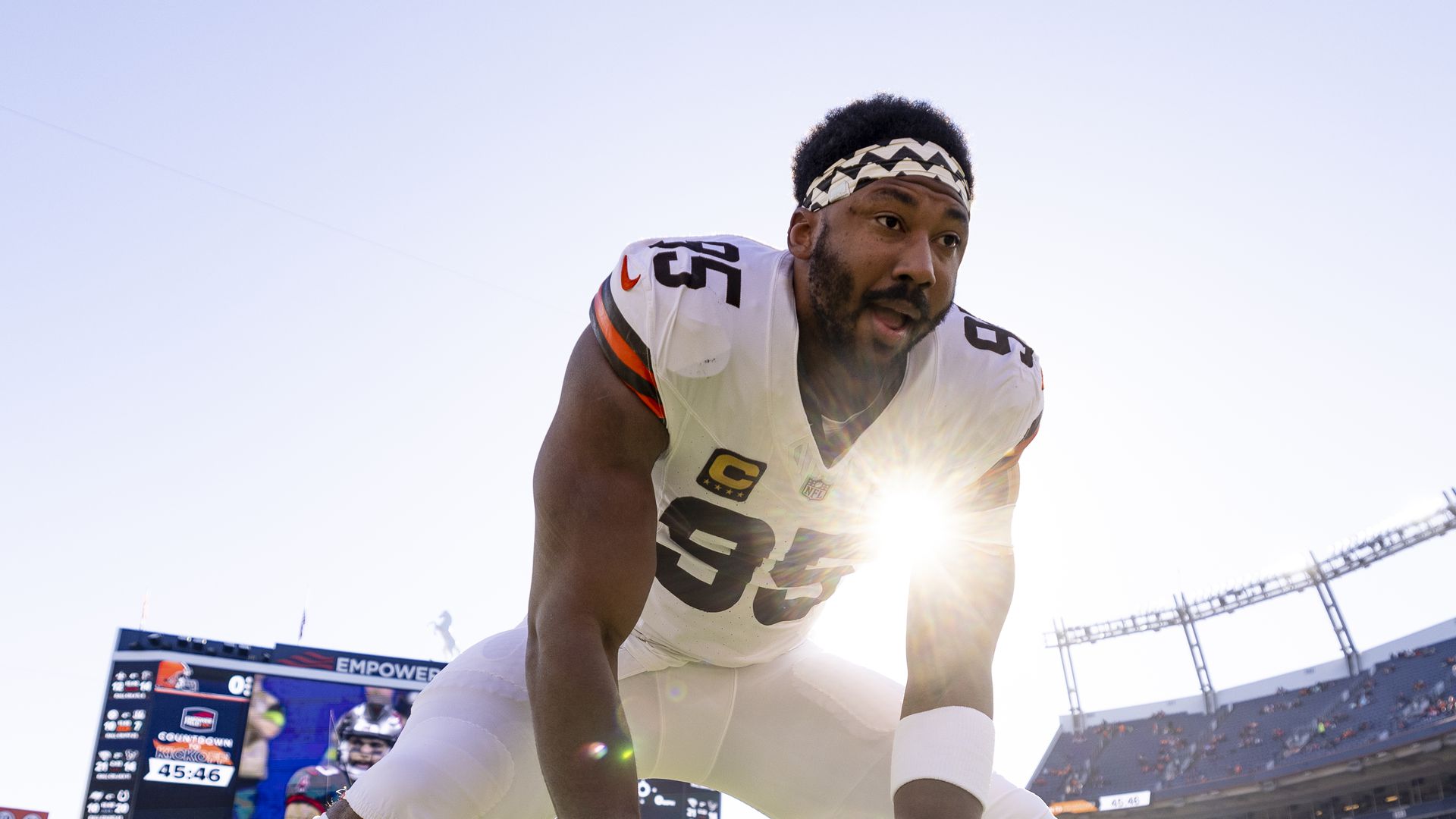 Daily Dawg Chow 11/28: Myles Garrett & Amari Cooper Are Going To Be Ok