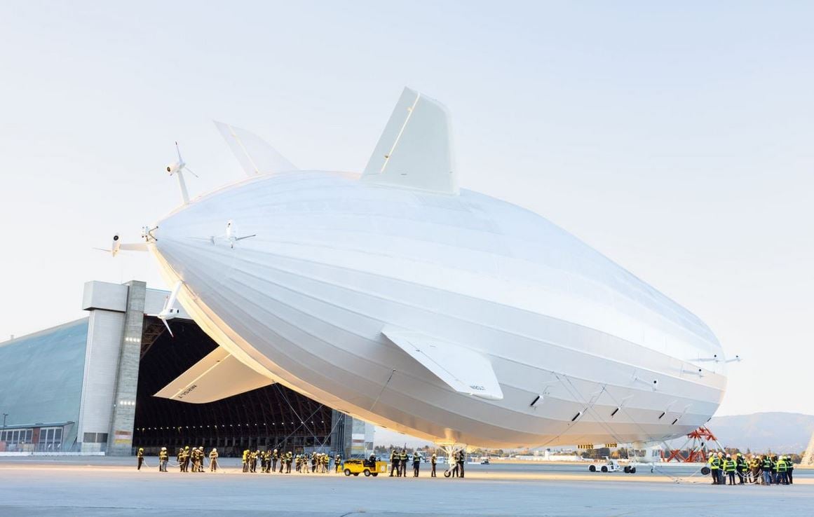 ξεκινά τις πτήσεις το μεγαλύτερο αερόπλοιο στον κόσμο (βίντεο)