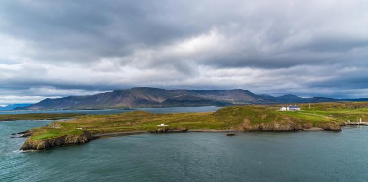 L’île de Hrisey est un des lieux favoris des Islandais dans leur propre pays, pour ceux qui veulent découvrir l’île comme de véritables locaux.