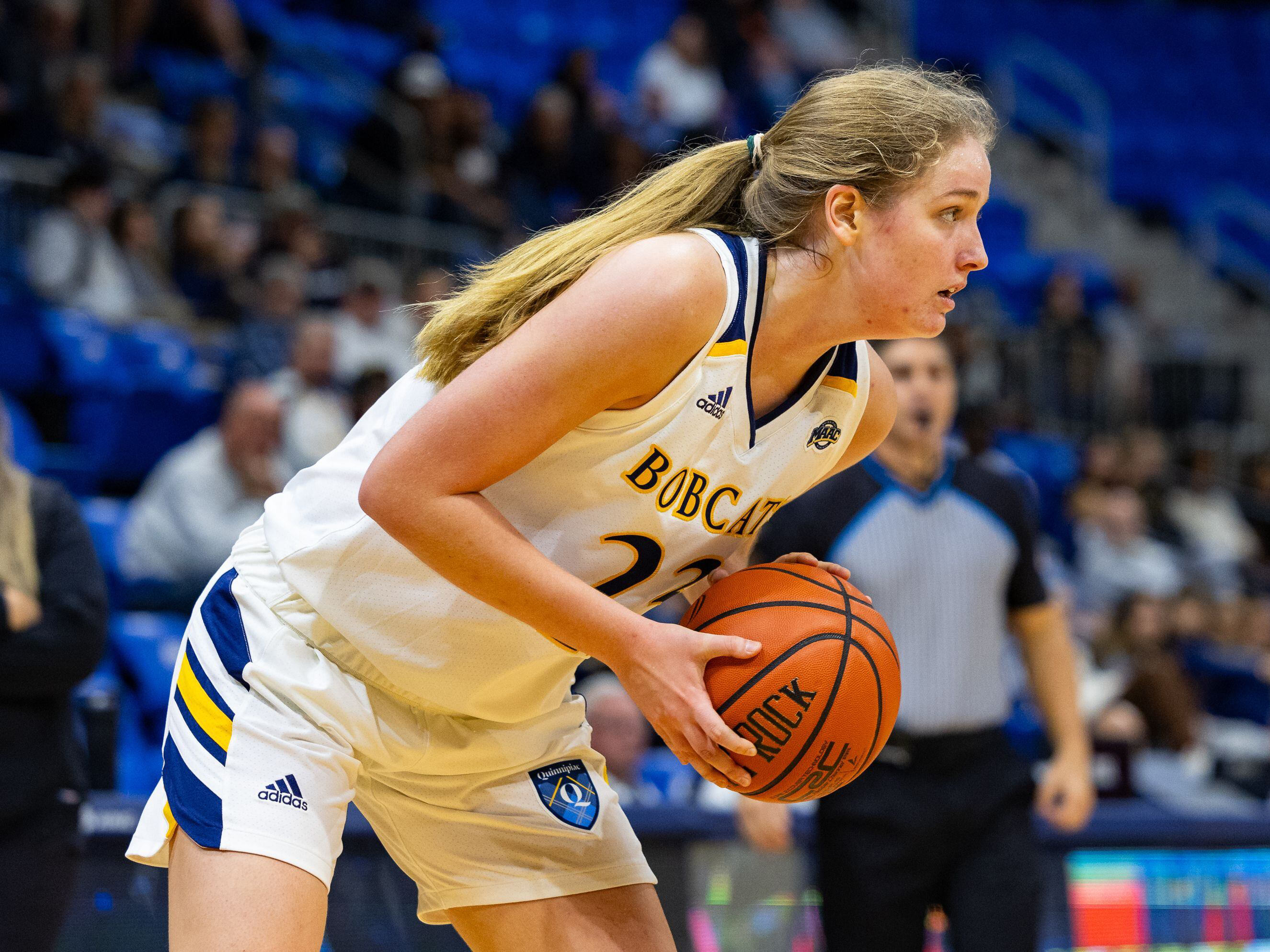 Quinnipiac women’s basketball has a star quarterback in the middle in ...