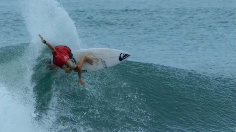 thiago passeri, la joya de nuestro surf que fue campeón con 14 años y ahora avanza en el mundial