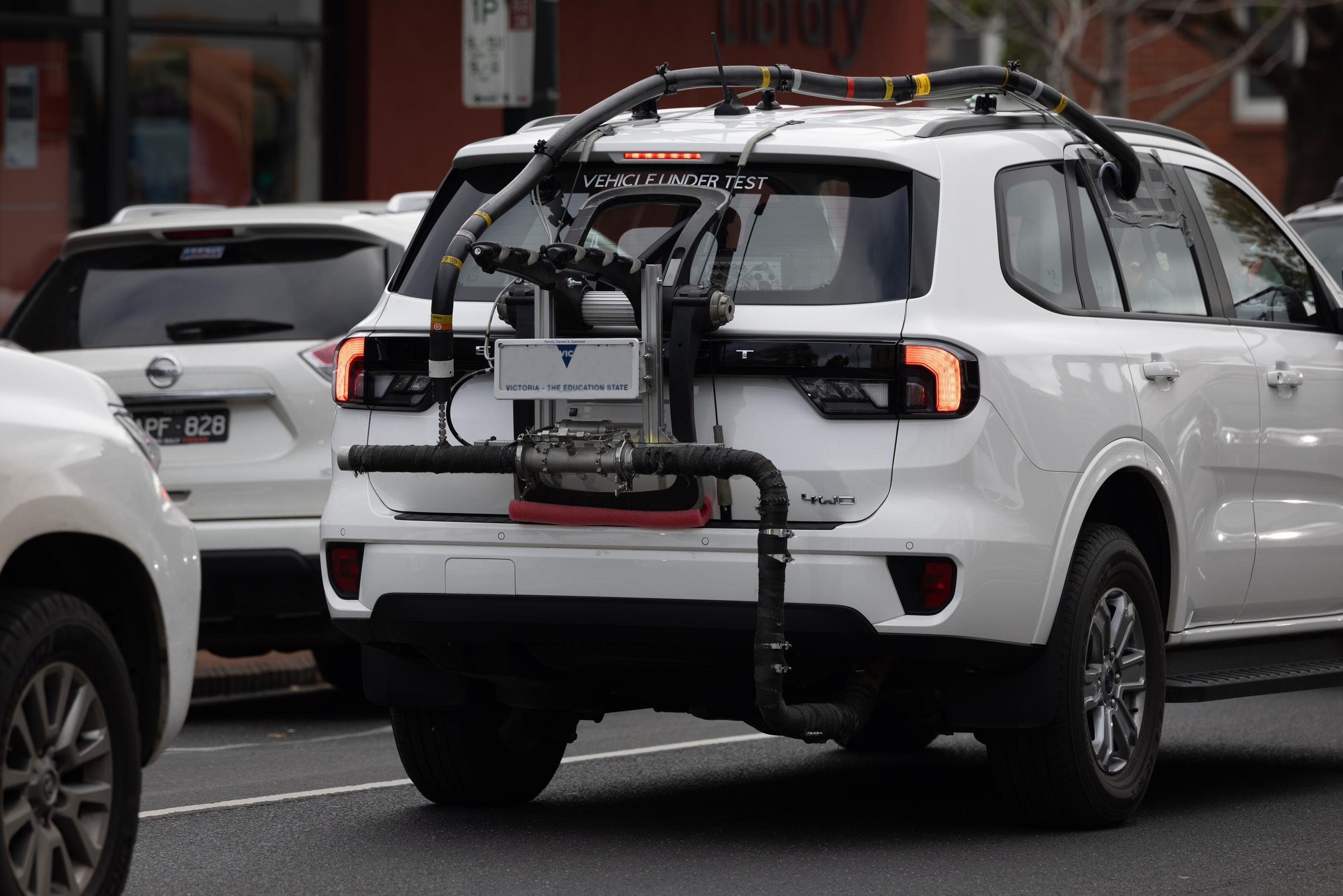 which suvs don’t match their fuel economy stickers in the real world?