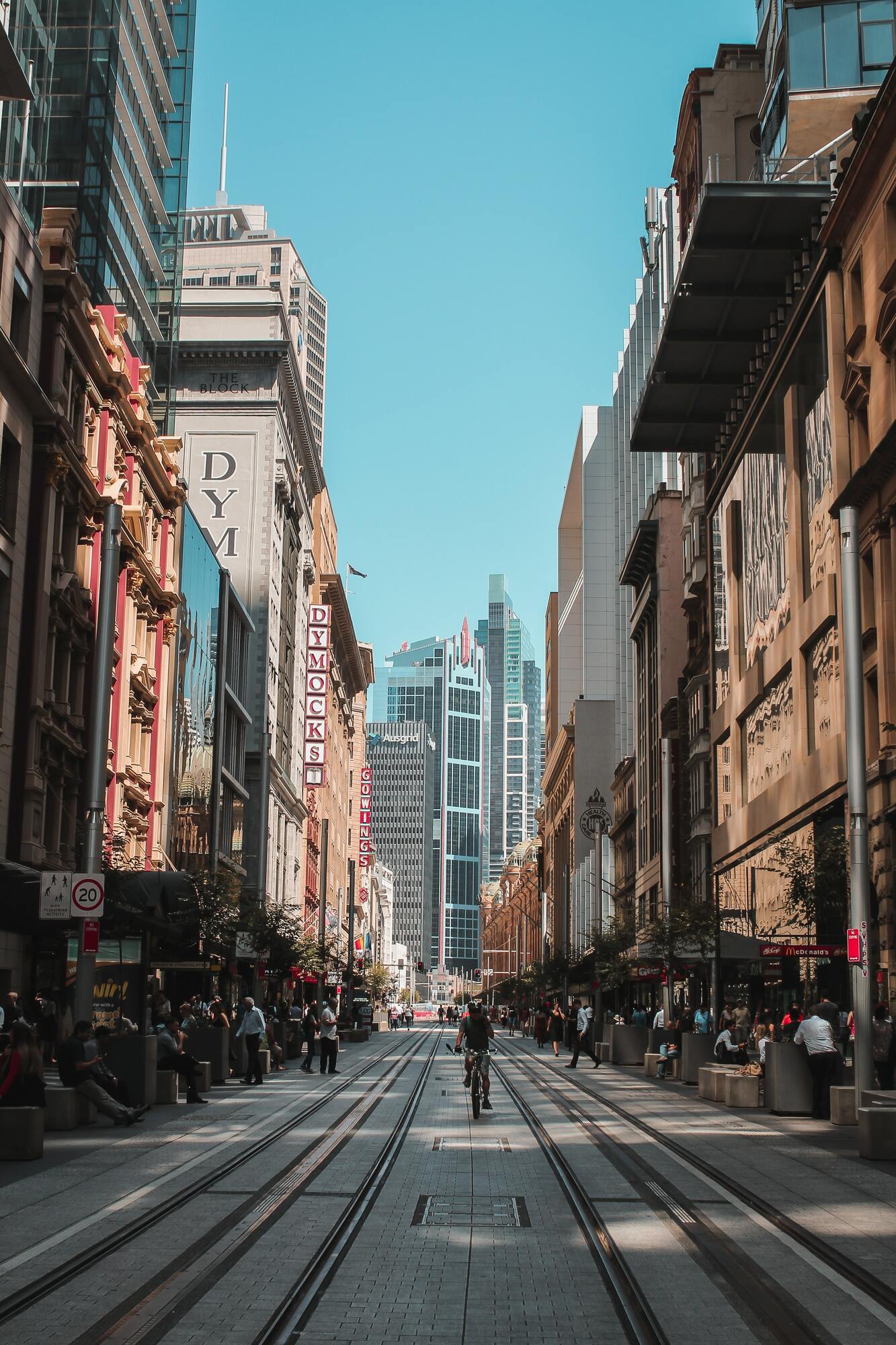 <p>Holidays are also about shopping, and that's why George Street is a popular destination. Located in the center of Sydney, it has a tram and a light underground to make it more interesting for tourists.</p> <p>Photo: Laura Cross / Unsplash</p>