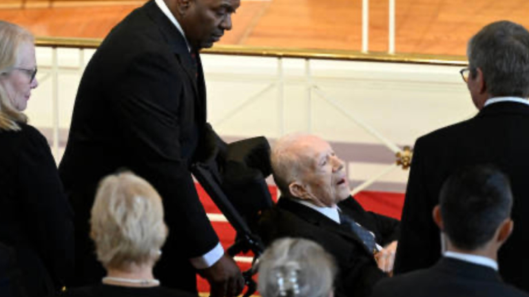 Jimmy Carter Arrives For Wife Rosalynn's Memorial Service At Atlanta Church| VIDEO