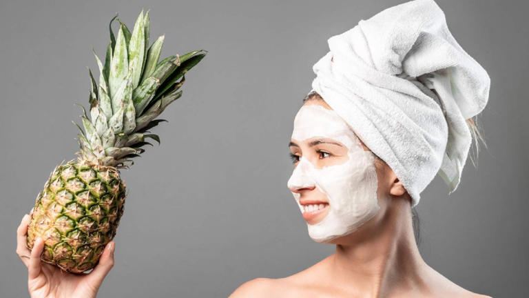 Try these DIY pineapple face masks for glowing skin